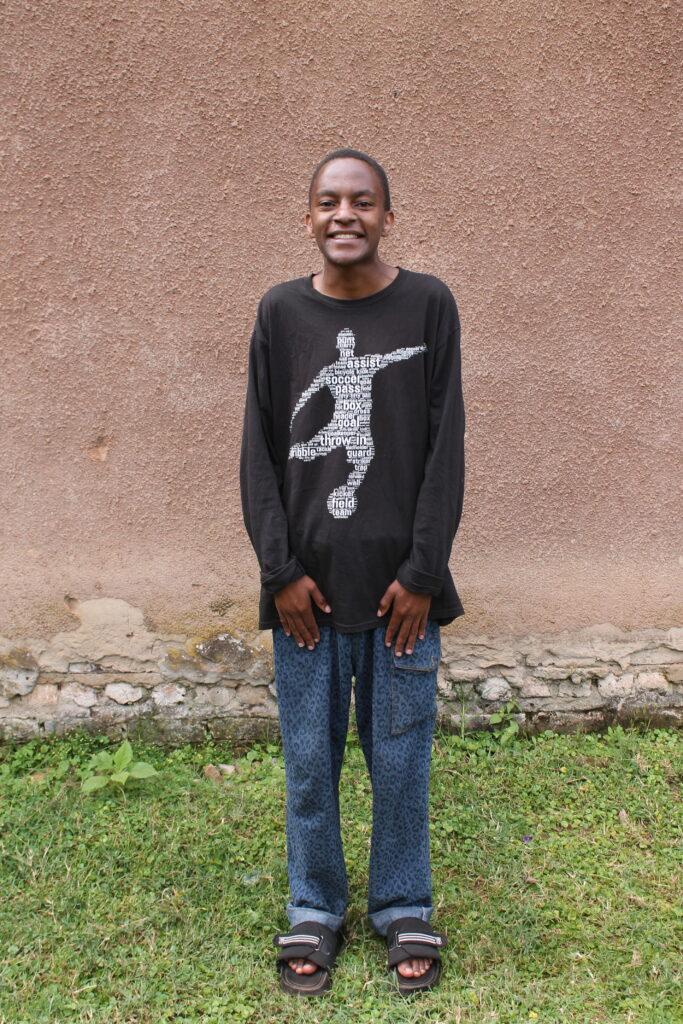 Fortune Akampa